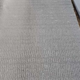 玉林 芝麻灰花岗岩斧剁面，刀斩面