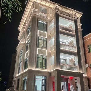 玉林 芝麻白花岗岩别墅外墙夜间效果