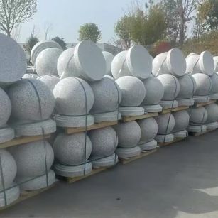 玉林 白麻花岗岩石材圆球，石球，挡车球，隔离球，景观石球，风水球等