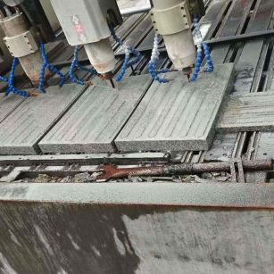 玉林 芝麻白花岗岩荔枝面盲道雕刻