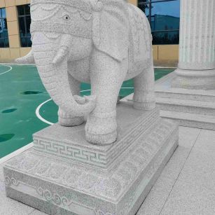 玉林 白麻花岗岩动物异形石雕-大象