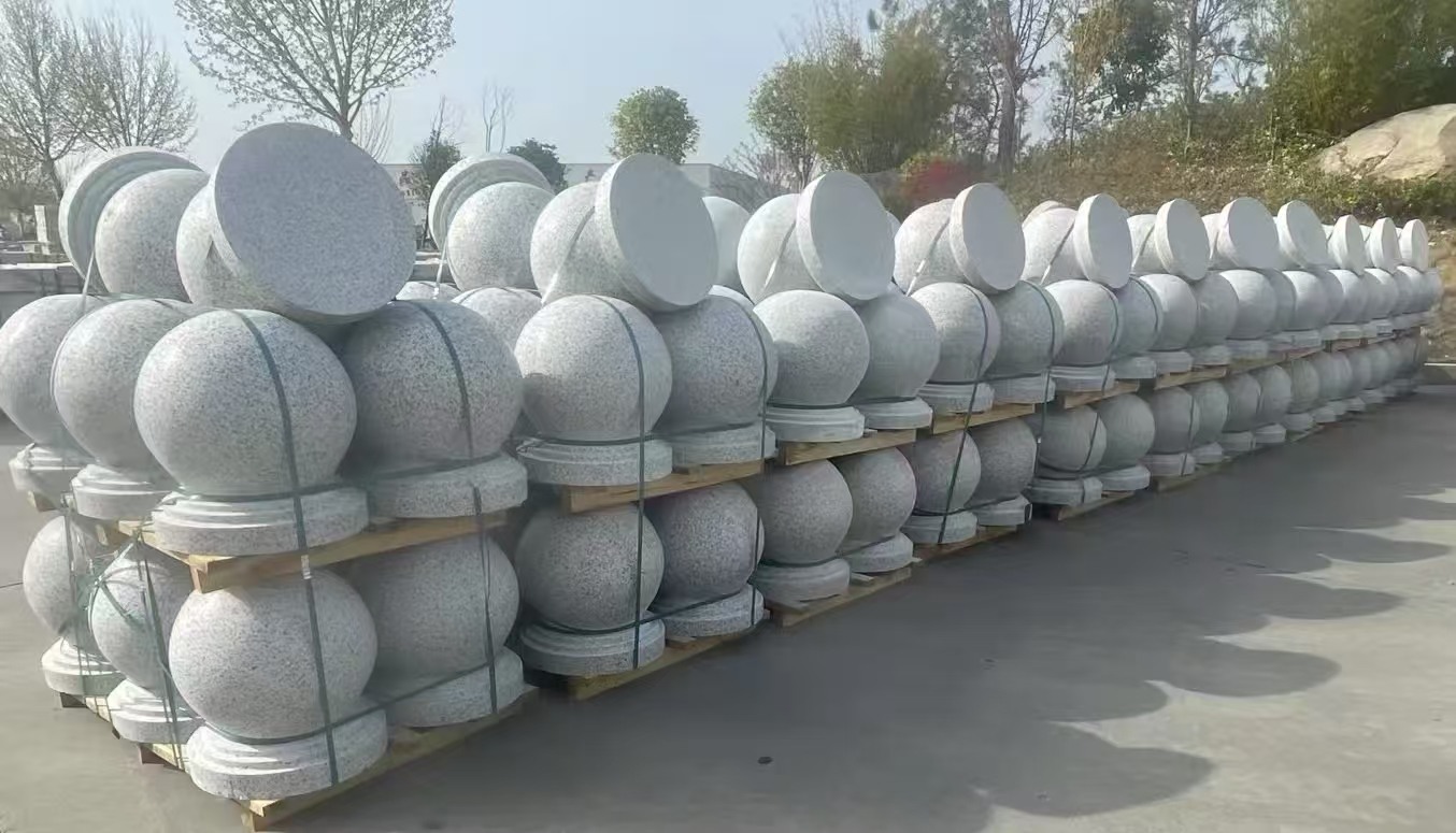 玉林 白麻花岗岩石材圆球，石球，挡车球，隔离球，景观石球，风水球等