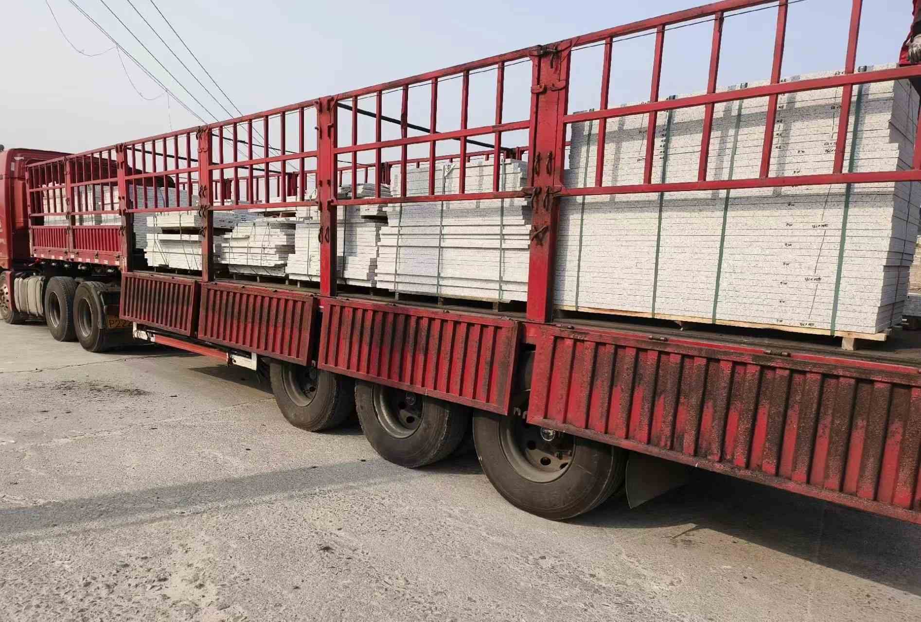 玉林 白麻荔枝面外墙干挂，工厂装车日常