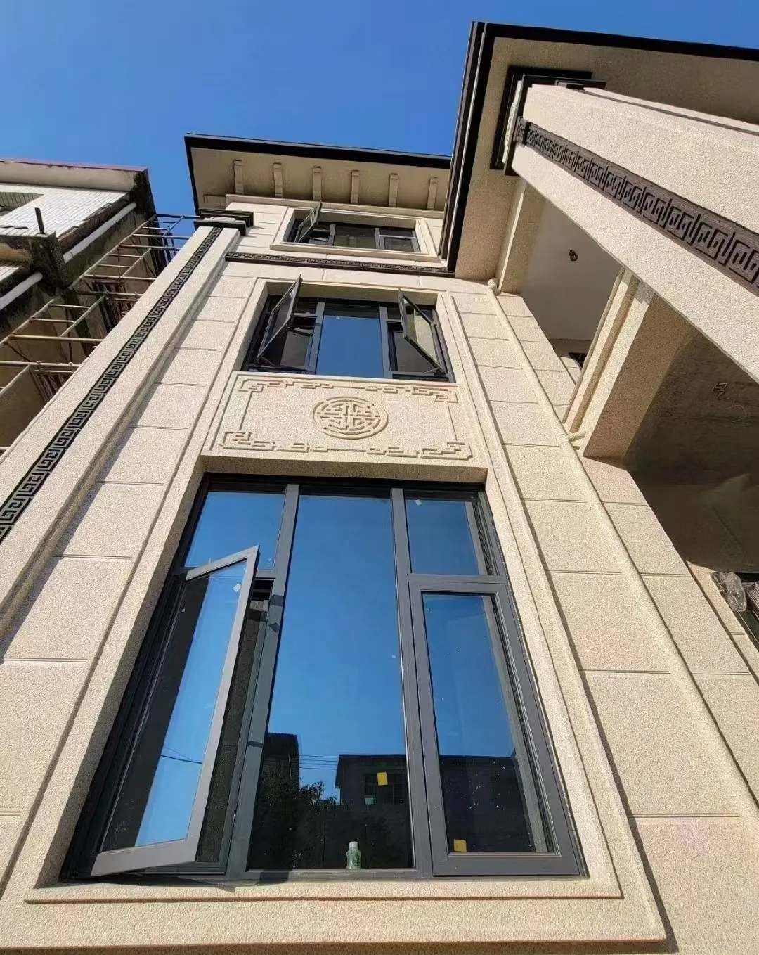 玉林 黄金麻荔枝面别墅外墙干挂效果展示