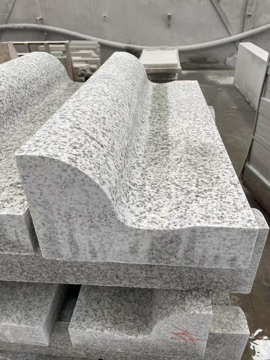 玉林 白麻花岗岩S型路沿石，路侧石，马路牙子等