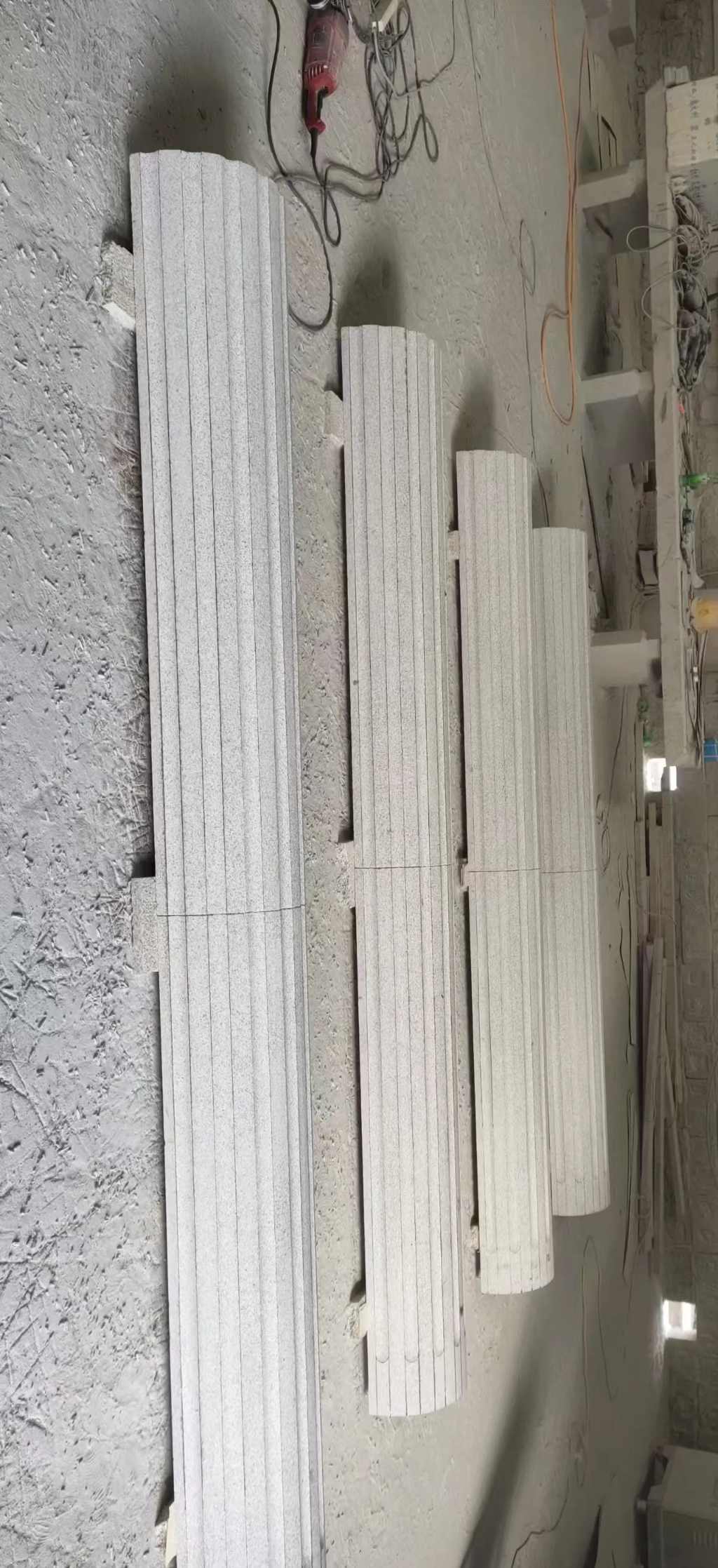 玉林 花岗岩厂家带你看白麻花岗岩门楼大柱柱皮