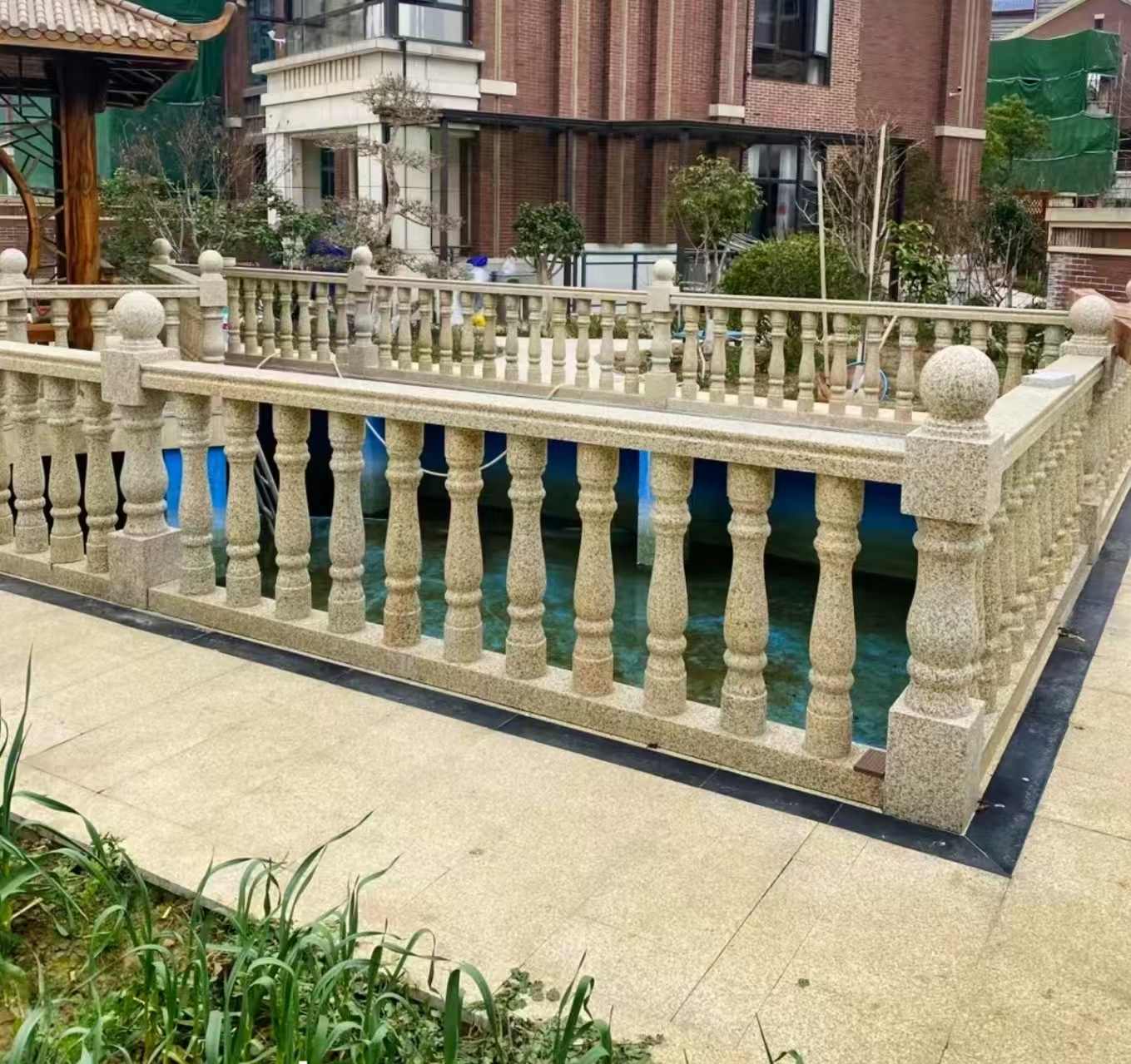 玉林黄金麻花岗岩石材栏杆，扶手，将军柱，花瓶柱